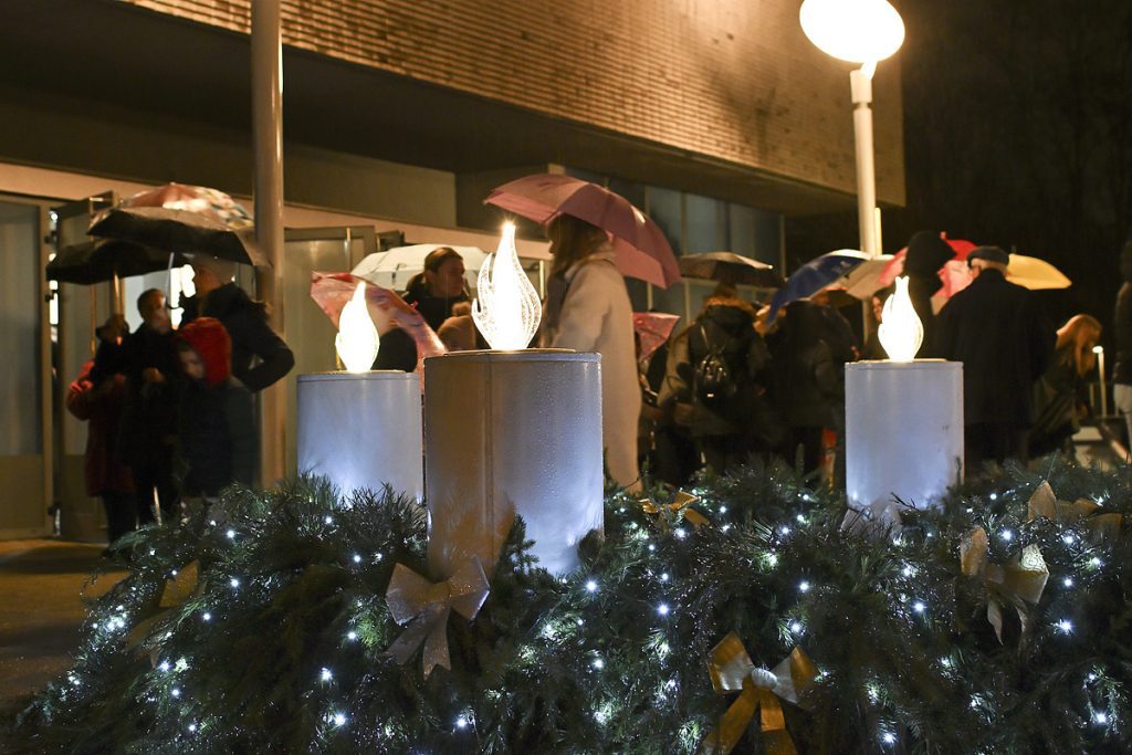 Veseli Badnji dan i odlazak na misu polnoćku