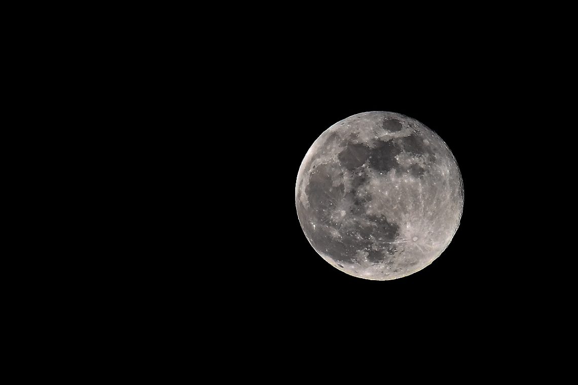 Foto projekt 365 01-03-2026 Super Mjesec fotografiran u svega 2 minute koliko su oblaci otkrili