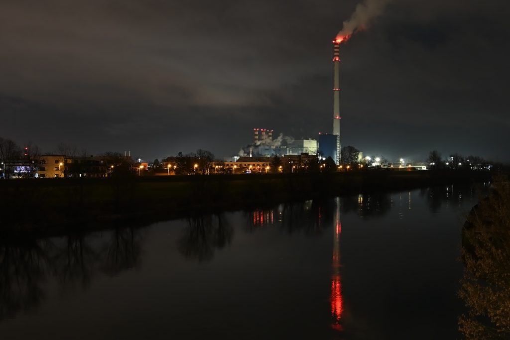 Foto projekt 365 01-03-2026 Savski napis u noći Super Mjeseca