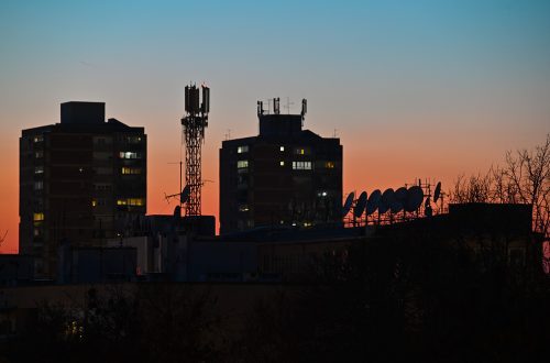 Foto projekt 365 02-27-2026 Urbana geometrija sumraka