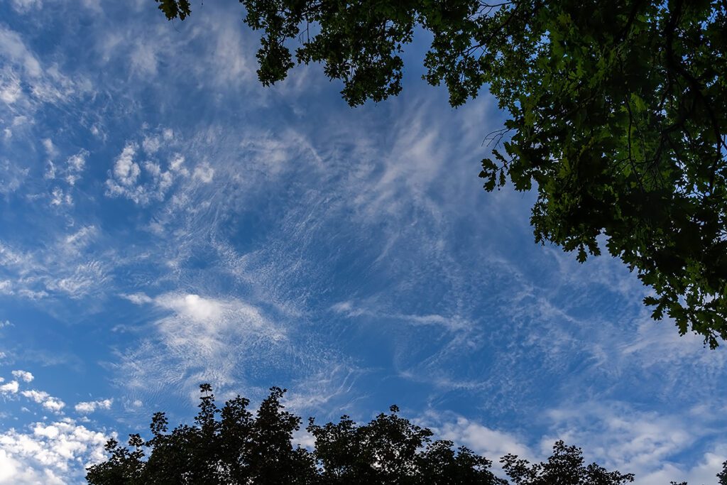 Nebo kao vječni motiv