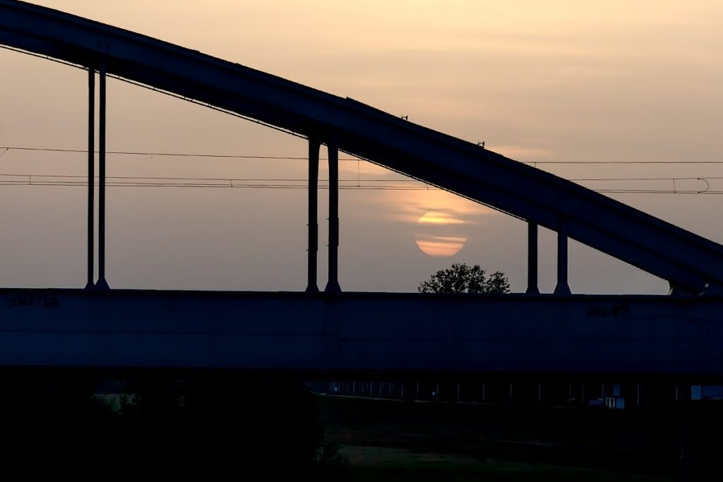 Kada Mjesec iznevjeri rano jutro oduševi