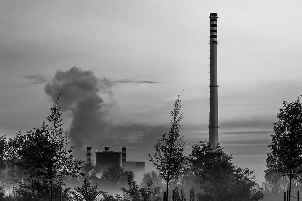 Fotografija u rano jutro prije pojave Sunca na horizontu i kada možemo raditi crno-bijele fotografije