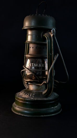 Low Key fotografija u kućnom studiju